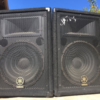 Yamaha BR12 500-Watt 2-Way PA Speakers | Reverb