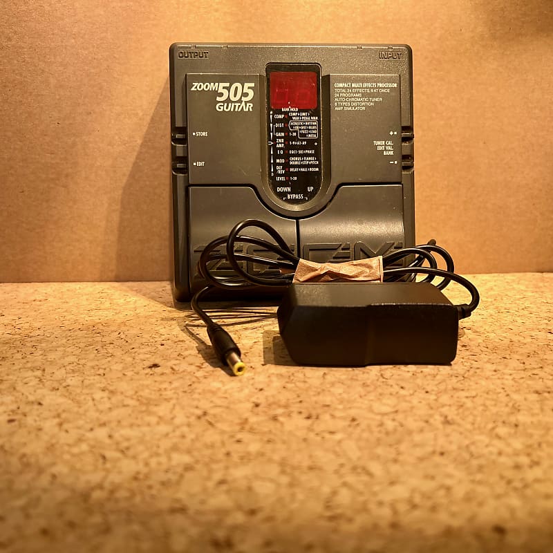 Zoom 505 guitar pedal sales