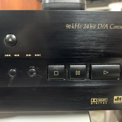 Pioneer DV-525 DVD/CD (2000) Black w/remote and Gold RCA’s image 3