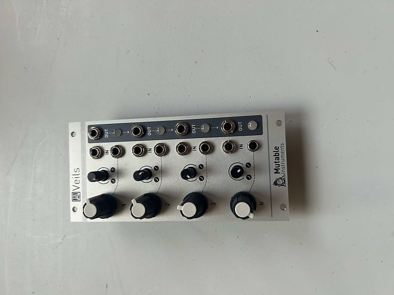 Mutable Instruments Veils