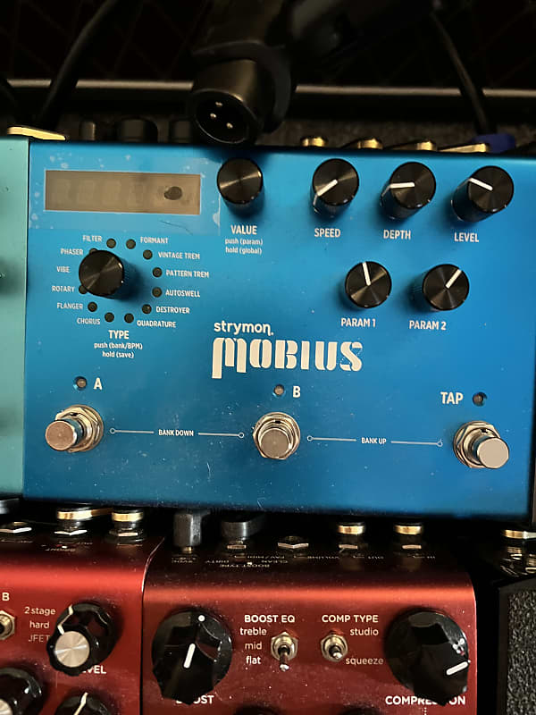 Strymon Mobius