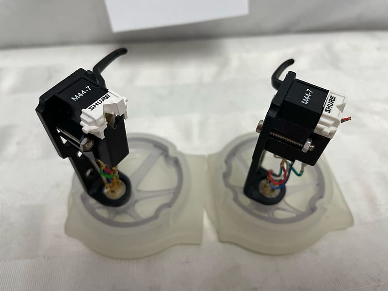 SHURE M44-7 CARTRIDGES VESTAX HEADSHELLS #3066 SOLD AS A PAIR GOOD