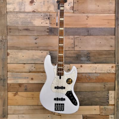 Sire Marcus Miller V8 4-String Bass, Roasted Maple Fretboard