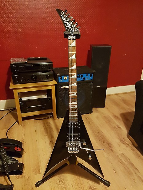 Jackson king cheap v used