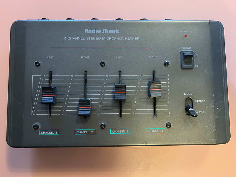 AMERICAN RECORDER 4 Channel, Battery Powered Mini Mixer