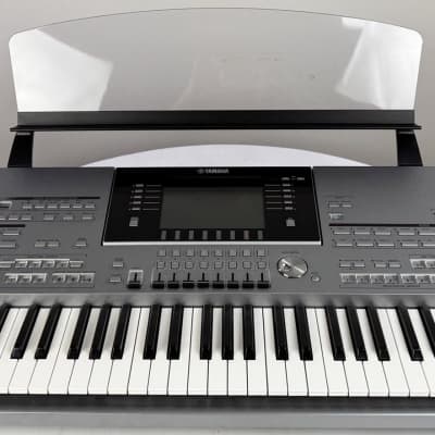 Yamaha Tyros 5 61