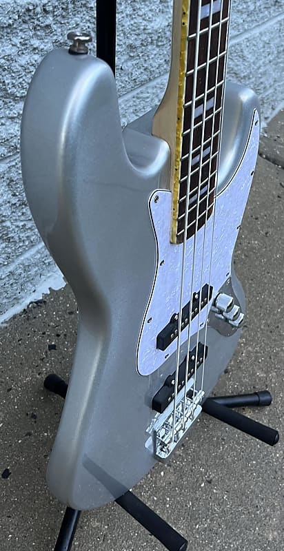 GAMMA Custom Bass Guitar J23-04, 4-String Beta Model, QuickSilver Metallic image 1