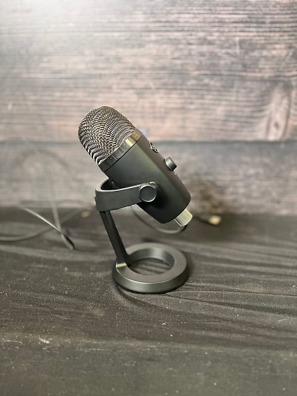 Blue Microphone Blue Yeti Nano Wired Condenser Microphone - 20 Hz to 20 kHz