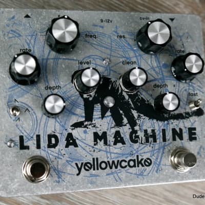 Yellowcake Lida Machine, Dual-LFO Filter Pedal, Dreamy Sweeps or Nasty Distorted Oscillation image 4