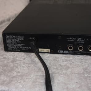 Yamaha FX-900 FX900 multi effect processor with FC900 foot