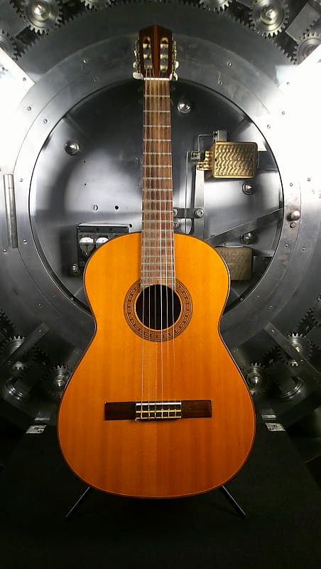 Shinano Model No 13 MIJ Classical Guitar w/ Chipboard Case image 1