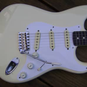 Fender  Stratocaster E Serial 1985 White Japan Great Player All Stock imagen 2