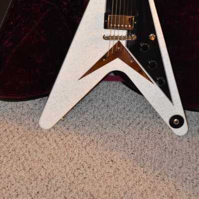 Gibson '58 Flying V 2021 Cookies and Cream 1 of 1 image 7