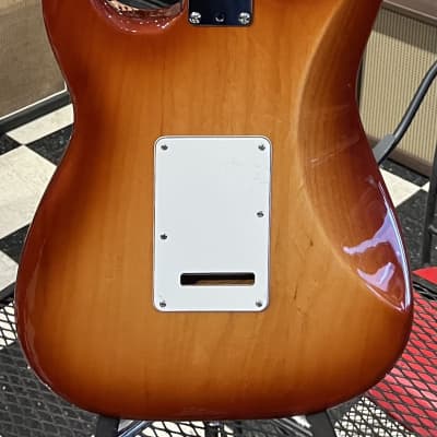 Fender American Professional Stratocaster  2017 Sienna Sunburst image 5