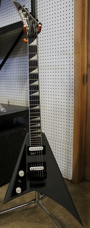 Jackson js32 rhoads on sale left handed