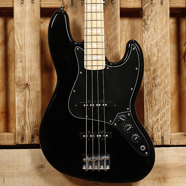 Squier Standard Jazz Bass 2000's Black | Reverb