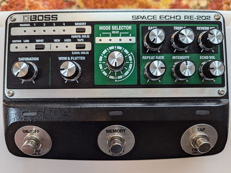 Boss RE-202 Space Echo