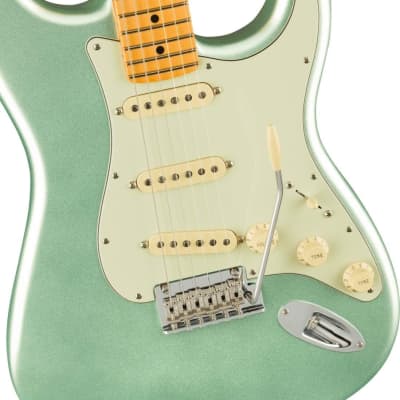 Fender 6 String Solid-Body Electric Guitar, Right, Surf Green (0113902718) image 4