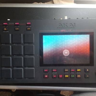 Akai Professional: MPC Live II - Gearspace