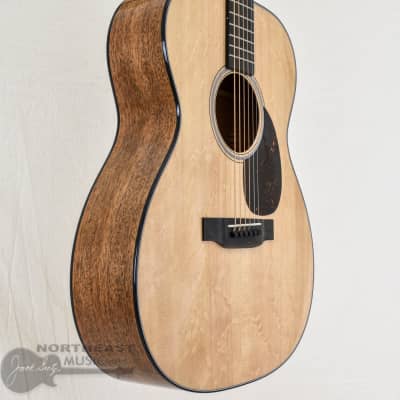 C.F. Martin Custom Shop "OM" Bearclaw Sitka Spruce w/ Quilted Mahogany Back and Sides (s/n: 7352) for sale