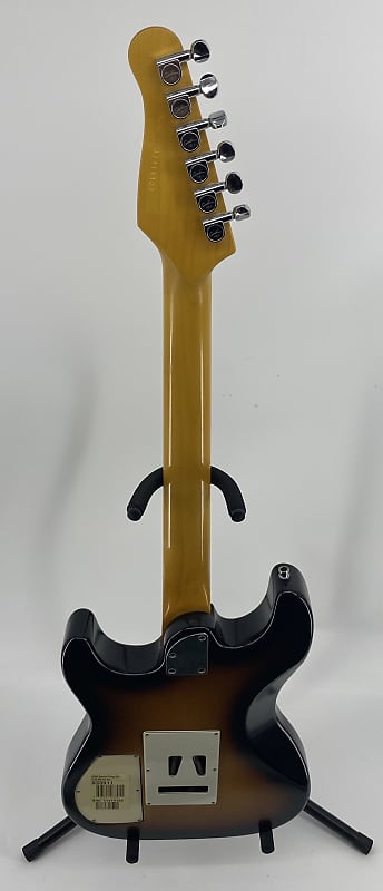 【Made in Canada】Godin session ストラトキャスター Godin Session With Maple Fretboard | Reverb Canada