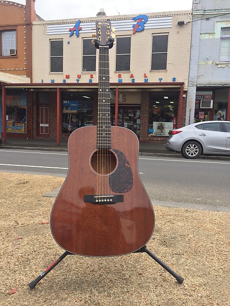 Martin discount d17 mahogany
