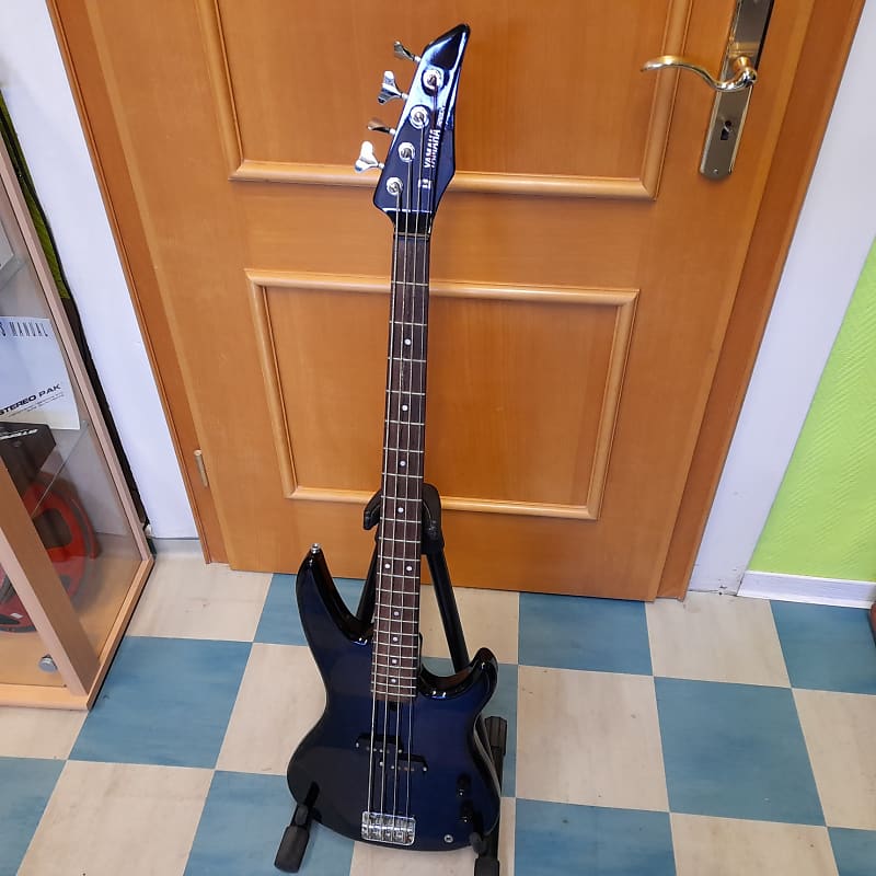 Yamaha RBX 200 Bass Guitar