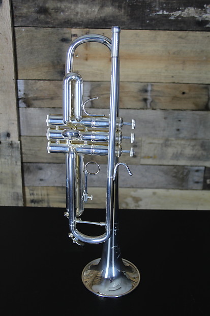 Bach TR200S Series Bb Trumpet image 1