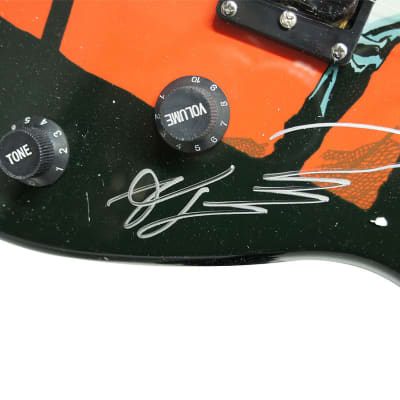 Peavey The Walking Dead - Grave Digger Rick Electric Guitar Signed by Robert Kirkman with Certificate of Authenticity (Serial  BXBDE100033) image 2