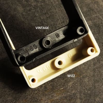 WIZZ M69 Mounting Ring エスカッション Wizz Pickups M69 Pickup Rings 1959 C.A.B. cream (lightly