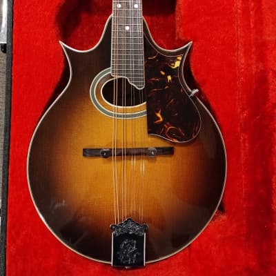 Vintage 1970's Aria M300WA Two-Point Mandolin Walnut Finish w/ HSC