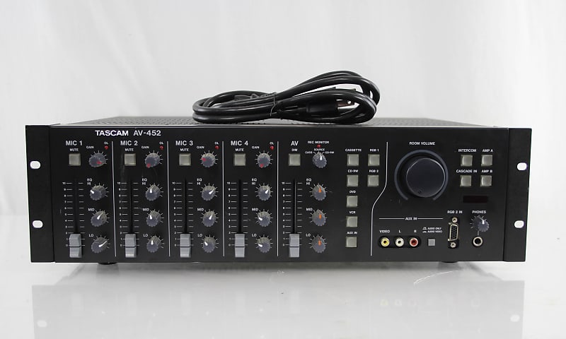TASCAM 　AV-452　　パワードミキサー TASCAM AV-452 PRESENTATION MIXER/AMPLIFIER | Reverb