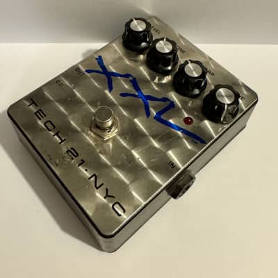 Tech 21 XXL Drive 1990s Diamond Plate | Reverb