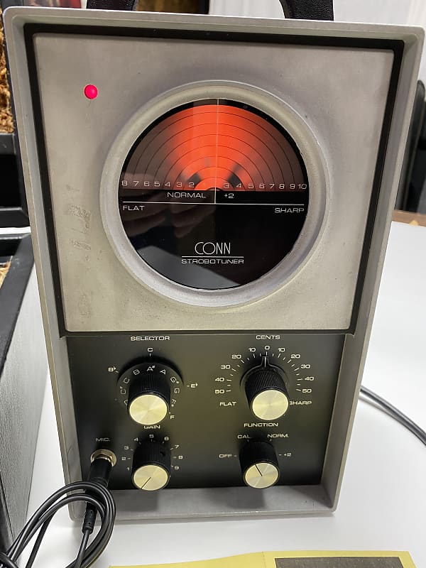 CONN ST-11 Strobotuner 1970's - Electronic Tuner - Fully Functional - Mint  - With Original Case | Reverb