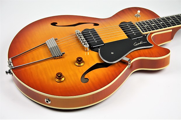 Godin montreal premiere p90 top