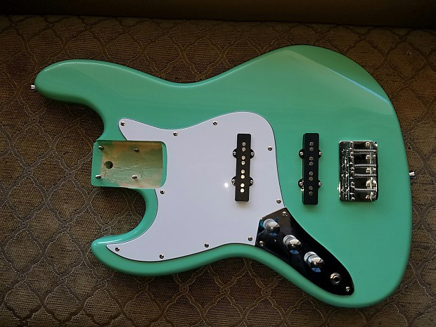 Lefty Fender Squier Jazz Bass Body