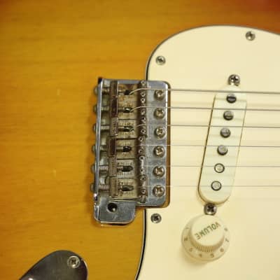 Fender  Stratocaster August 1968 3 Tone Sunburst image 6