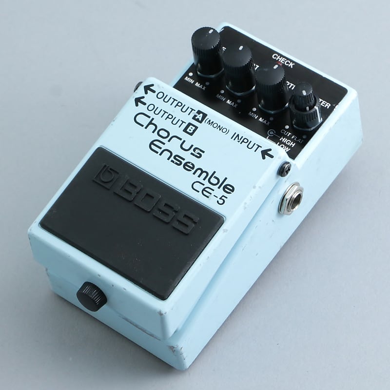 Boss CE-5 Chorus Ensemble Guitar Effects Pedal P-23333 | Reverb Canada