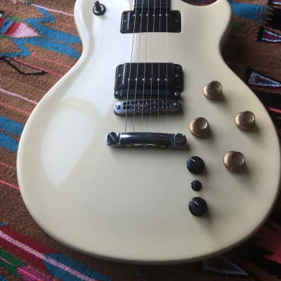 Roland G-303 Synth Guitar Controller in Rare Limited Ed. White 1983 Vintage Metheny image 3