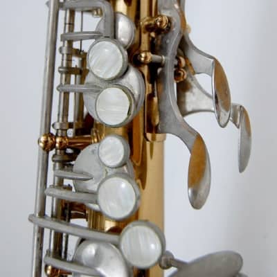 Leblanc Vito Alto Saxophone complete with case and accessories image 2