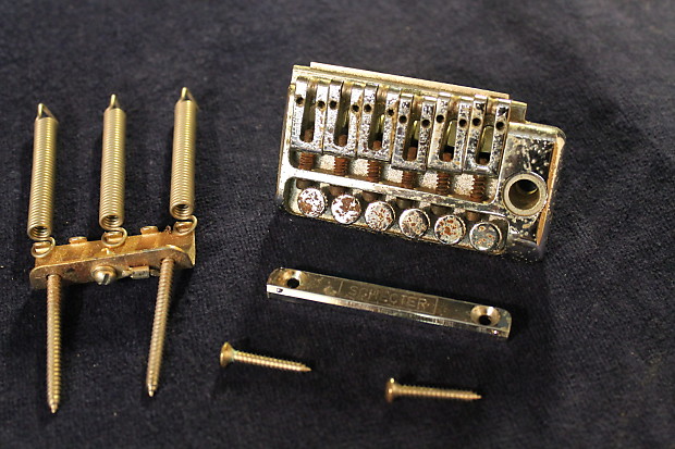 Schecter TremoLo bridge 1984 Chrome