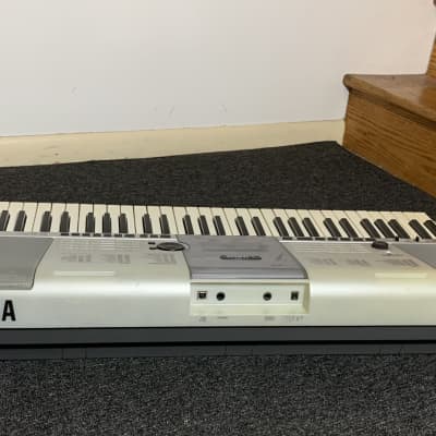 Yamaha PSR-E403 Digital Keyboard Synth Organ w/ Power Cord TESTED~WORKS *READ* image 2