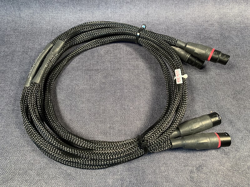 Synergistic Research 2M Kaleidoscope XLR Pair Black Reverb