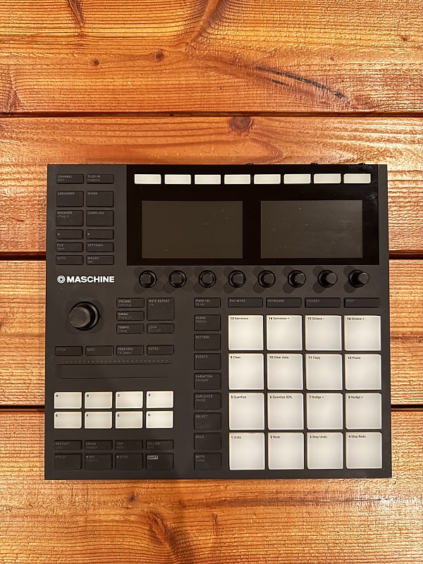 Native Instruments Maschine MKIII | Reverb Canada
