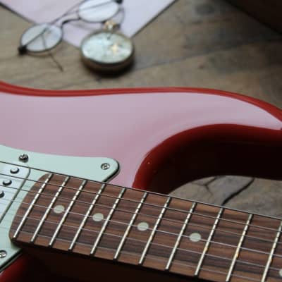 FENDER Limited Edition Player Stratocaster, Pau Ferro Fingerboard, Fiesta Red, 3, 69 KG imagen 4