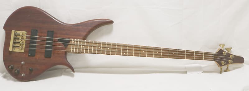 Tune 4 String Electric Bass Guitar for PARTS or REPAIR.
