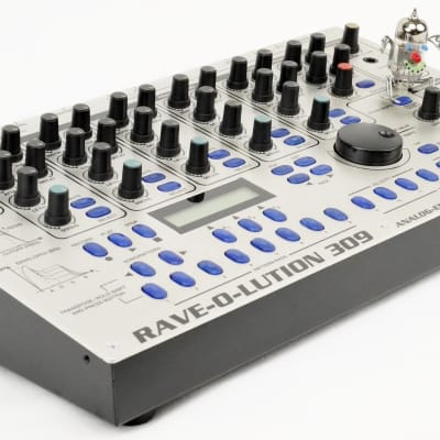 Quasimidi Rave-O-Lution 309 Synthesizer + Top Zustand +