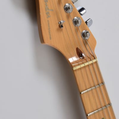 Fender American Deluxe Stratocaster - Left Handed (2005) - Aged Cherry Sunburst image 5