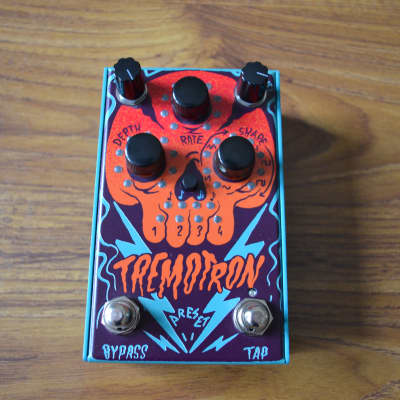 Stone Deaf Tremotron - Pedal on ModularGrid