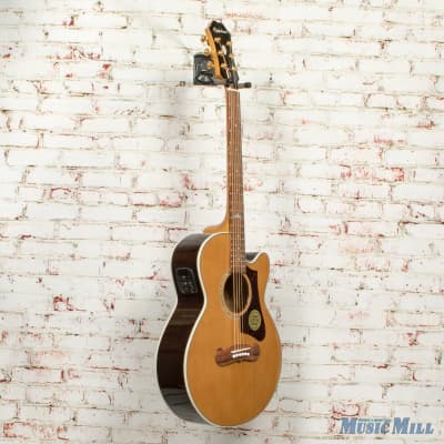 Epiphone - J-200 EC Studio Parlor - Acoustic-Electric Guitar - Solid Top w/ Fishman Presys-II - Vintage Natural image 4